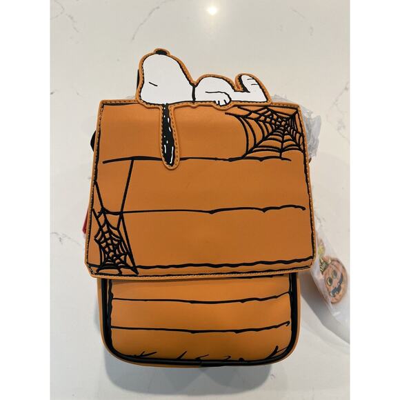 Loungefly Handbags - Loungefly Peanuts Great Pumpkin Snoopy Doghouse Crossbody Bag Halloween Purse